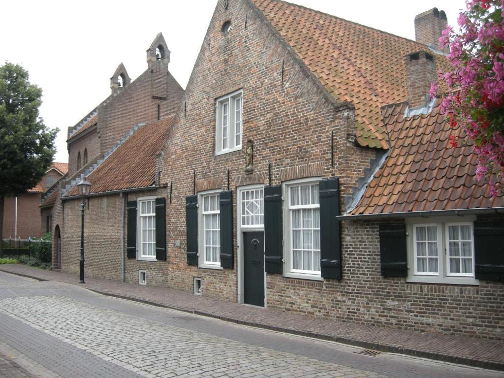 Het Groene Bed Oirschot Bagian luar foto